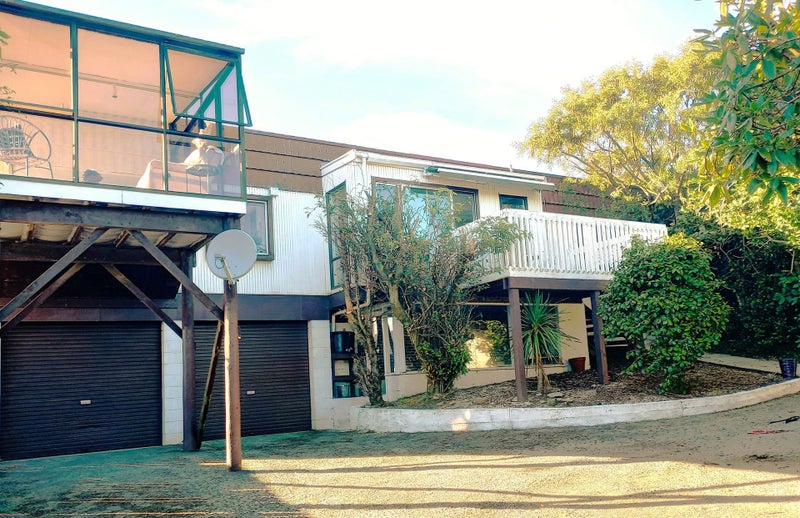 9 Dunrobin Street, Waverley, Dunedin - Carousel 1