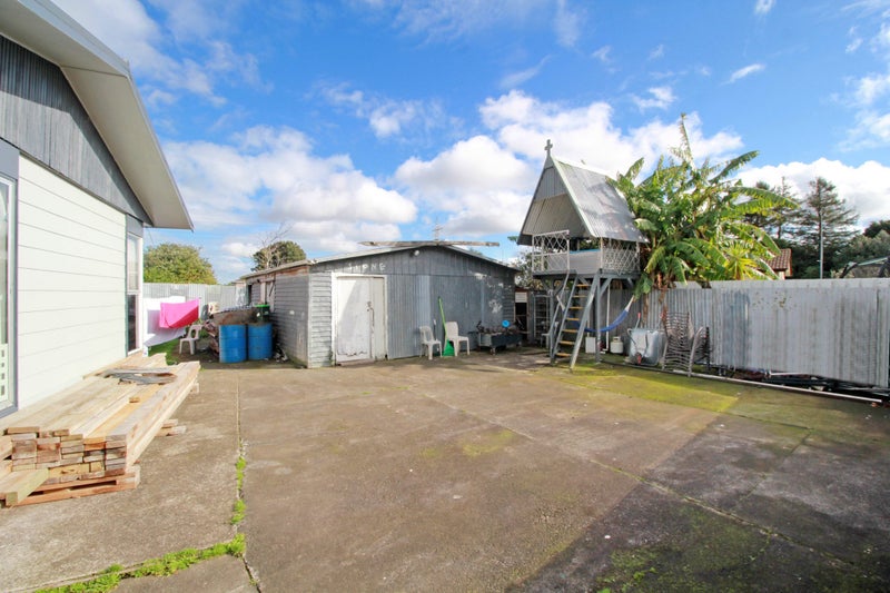 74 Sikkim Crescent, Clover Park, Auckland - Carousel 9