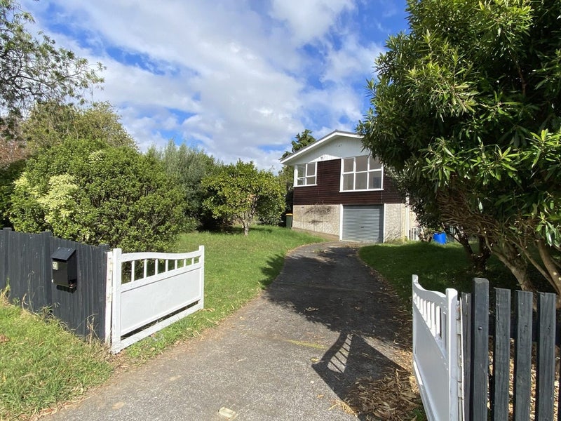 23 Ennis Avenue, Pakuranga Heights, Auckland - Carousel 2