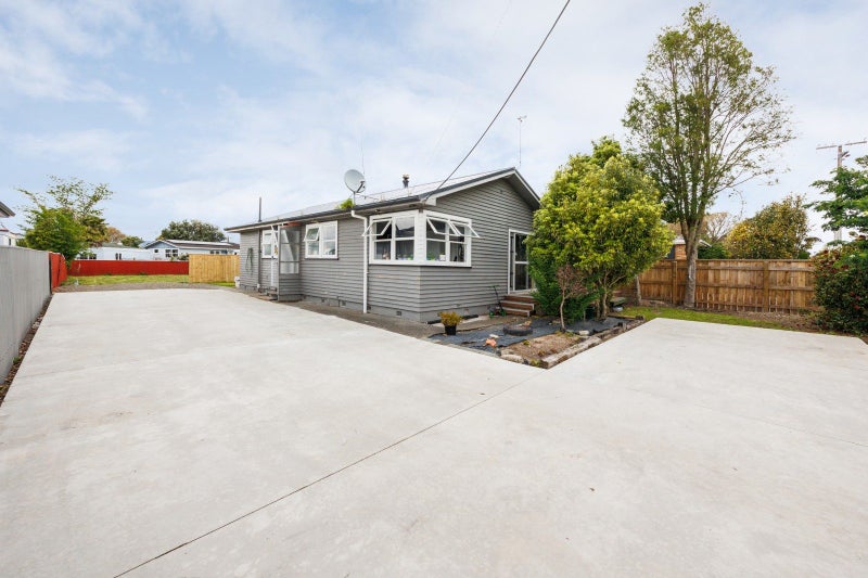 510 Pioneer Highway, Highbury, Palmerston North - Carousel 1