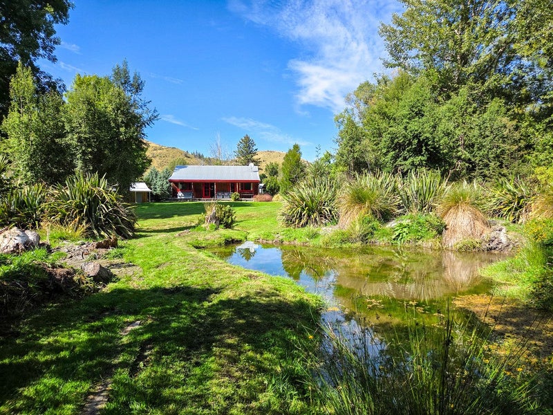 2034 Fairlie Tekapo Road, BURKES PASS, FAIRLIE - Carousel 1