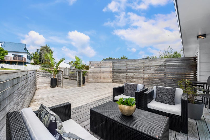 69 Athena Drive, Tōtara Vale, Auckland - Carousel 2