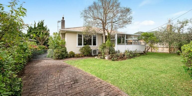 14 Ward Crescent, Te Atatu Peninsula, Auckland - Carousel 2