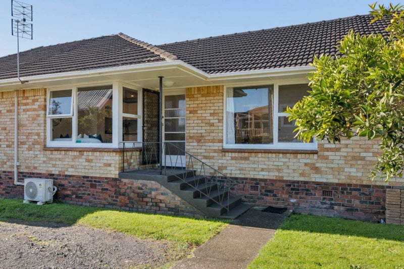 2/22 Kensington Avenue, Balmoral, Auckland - Carousel 1