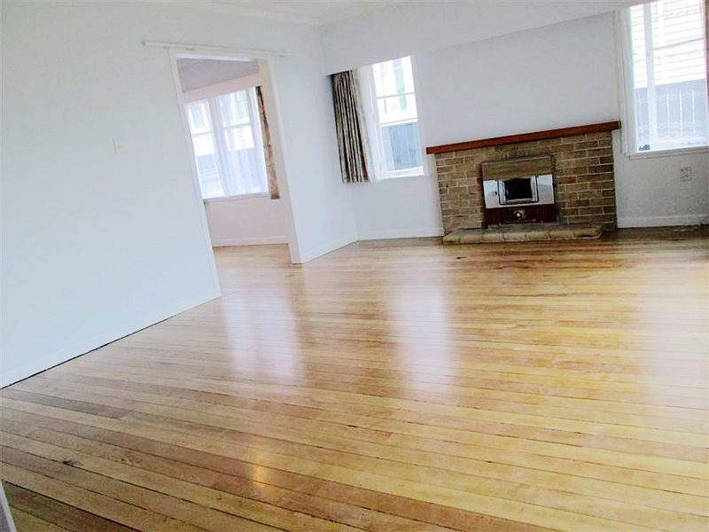 8 Clinker Street, Three Kings, Auckland - Carousel 2