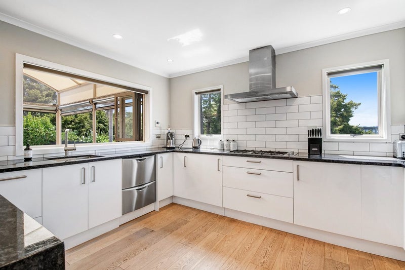7 Kingtide Place, Red Beach, Red Beach - Carousel 2