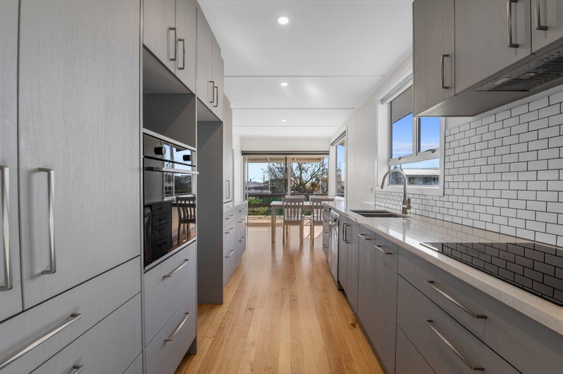 14 Elliott Crescent, Owhata, Rotorua - Carousel 2