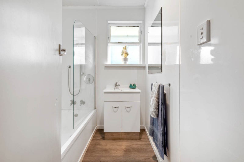 16 Ivon Road, Otara, Auckland - Carousel 7