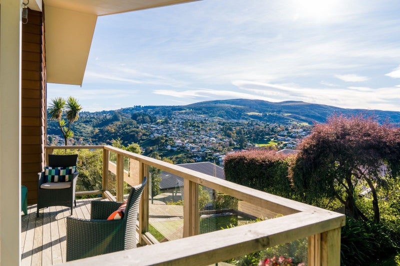 5 Northview Crescent, Belleknowes, Dunedin - Carousel 2