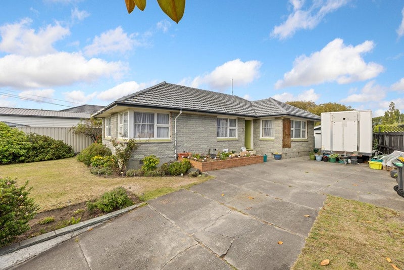 15 Greenhaven Drive, Burwood, Christchurch - Carousel 1