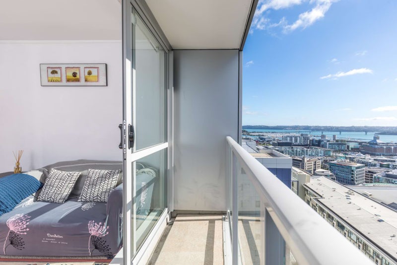 17J/34 Kingston Street, Auckland Central, Auckland - Carousel 1