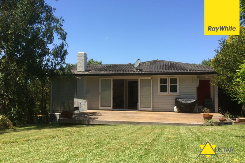 49 South Lynn Road, Titirangi, Auckland - Carousel 1