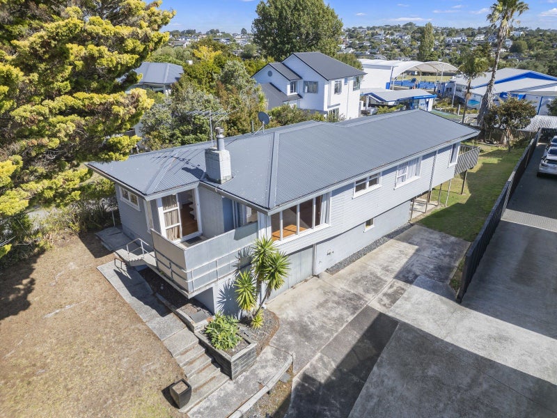 83 Matipo Road, Mairangi Bay, Auckland - Carousel 2