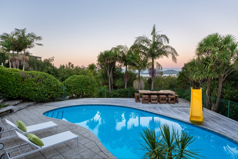105 East Coast Road, Castor Bay, Auckland - Carousel 2