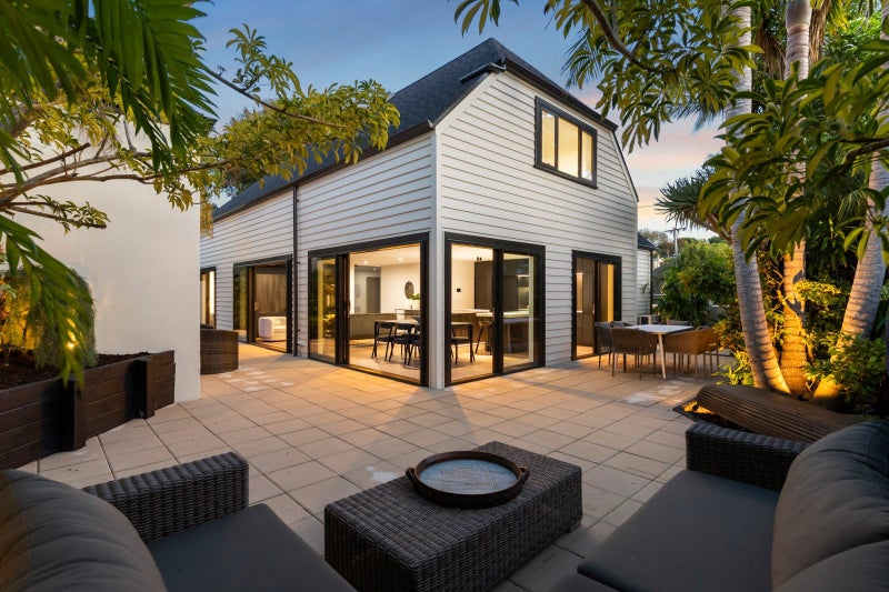 1/2 Kenny Road, Remuera, Auckland - Carousel 2