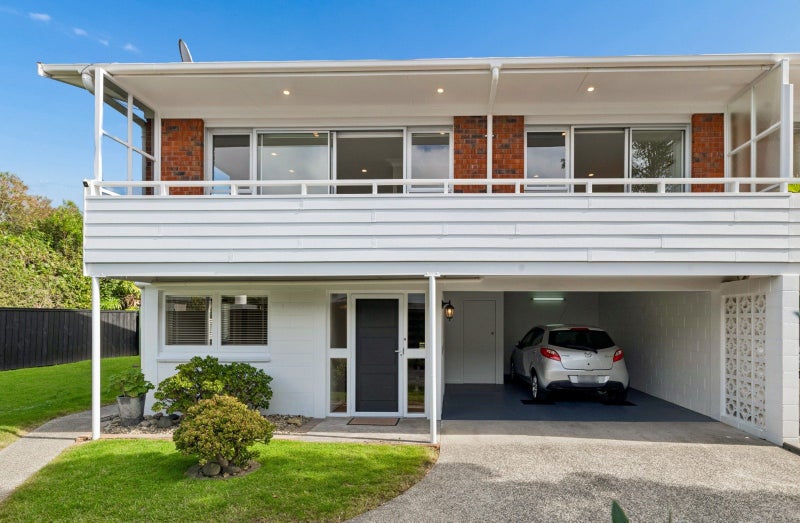 4/33 Speight Road, Kohimarama, Auckland - Carousel 1
