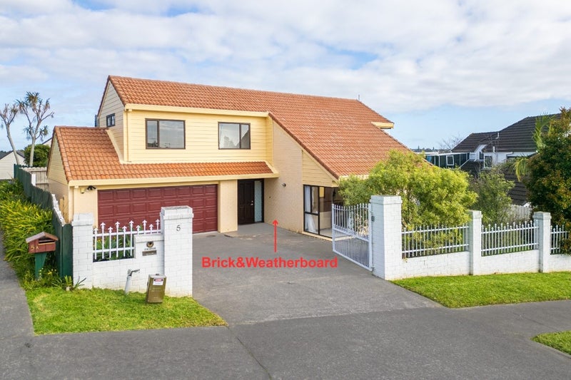 5 Eske Place, Highland Park, Auckland - Carousel 1