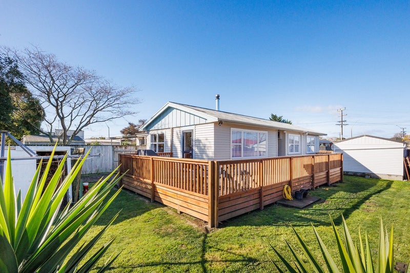 12 Ongley Street, Feilding, Feilding - Carousel 2