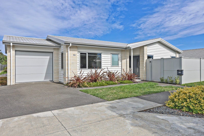 103 King Street, Taradale, Napier - Carousel 1