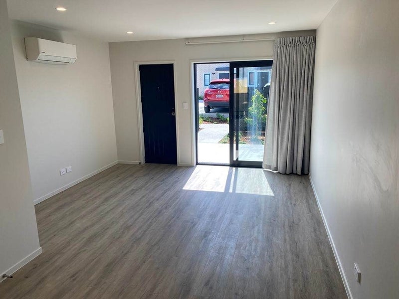 44/137 Hall Avenue, Favona, Auckland - Carousel 1