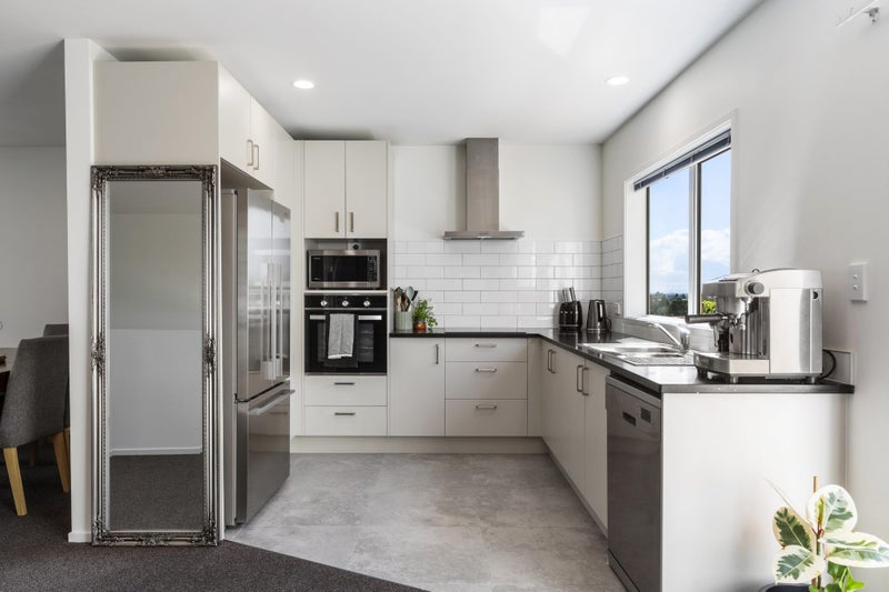161 Keri Vista Rise, Papakura, Papakura - Carousel 1