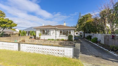 333 Kapiti Road, Paraparaumu Beach, Paraparaumu - Carousel 1