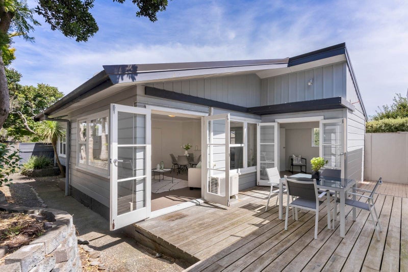 12 Esperance Road, Glendowie, Auckland - Carousel 2