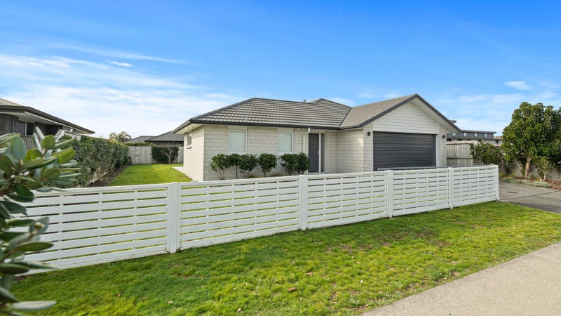 181 The Boulevard, Papamoa Beach, Papamoa - Carousel 21
