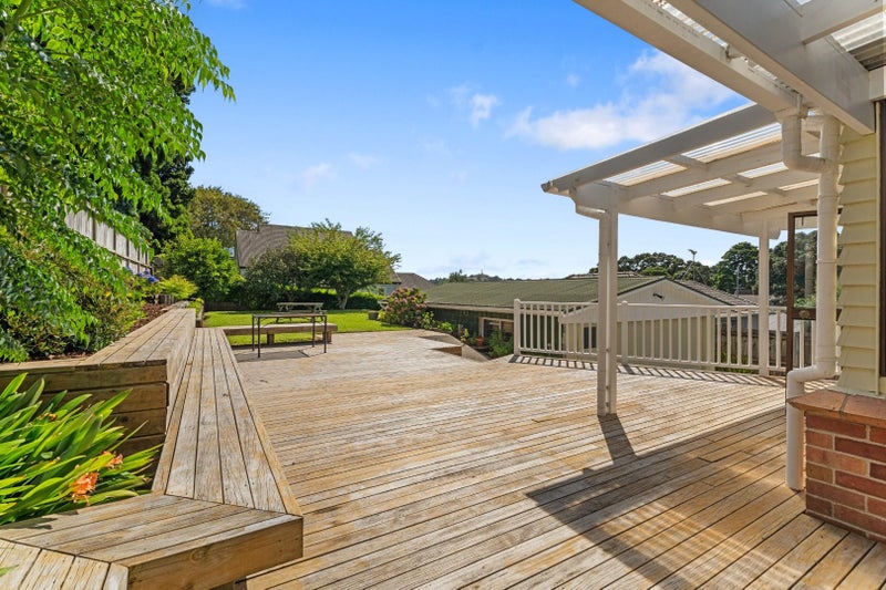 3 Marie Avenue, Hillsborough, Auckland - Carousel 1