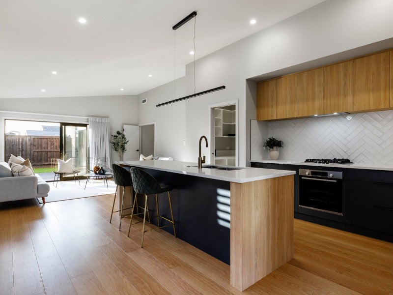 11 Kibblewhite Road, Chartwell, Hamilton - Carousel 1