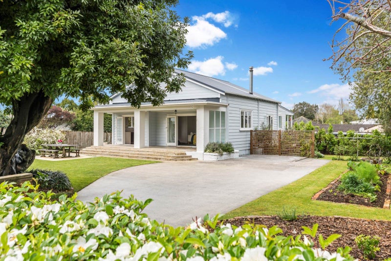 13 Albert Street, Papakura, Papakura - Carousel 1