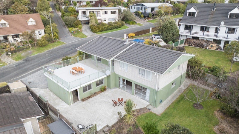 5 Montrose Drive, Atawhai, Nelson - Carousel 1