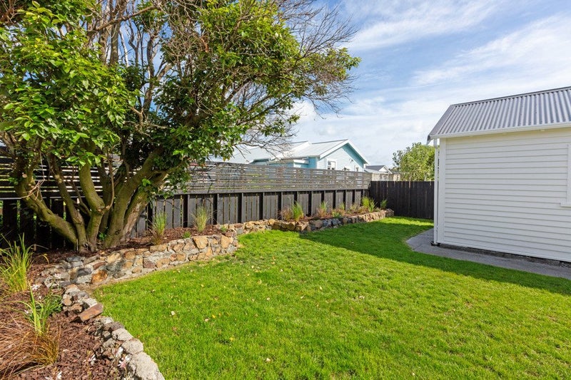 11 Hobart Street, Miramar, Wellington - Carousel 22