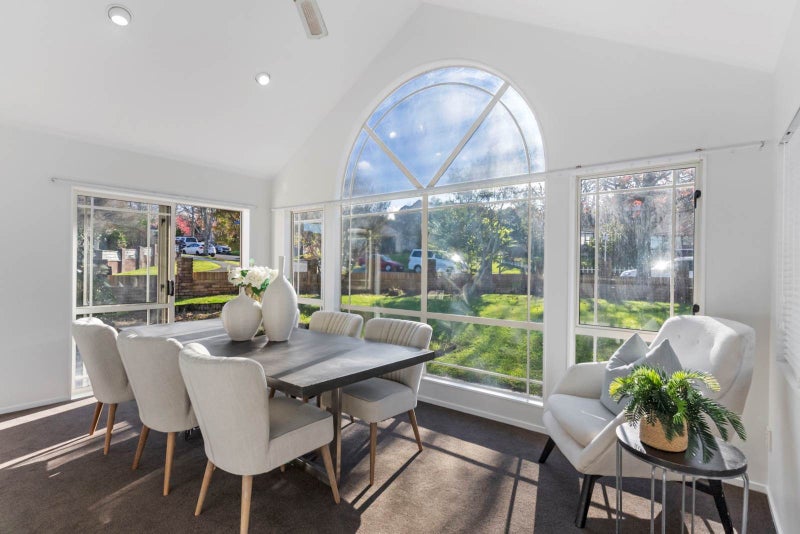 2 Te Hoe Grove, Pinehill, Auckland - Carousel 2