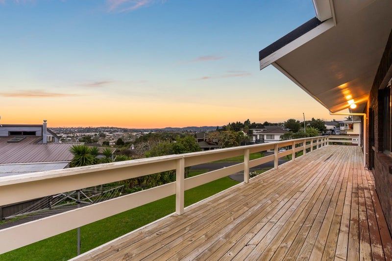 22 Rhinevale Close, Henderson, Auckland - Carousel 1