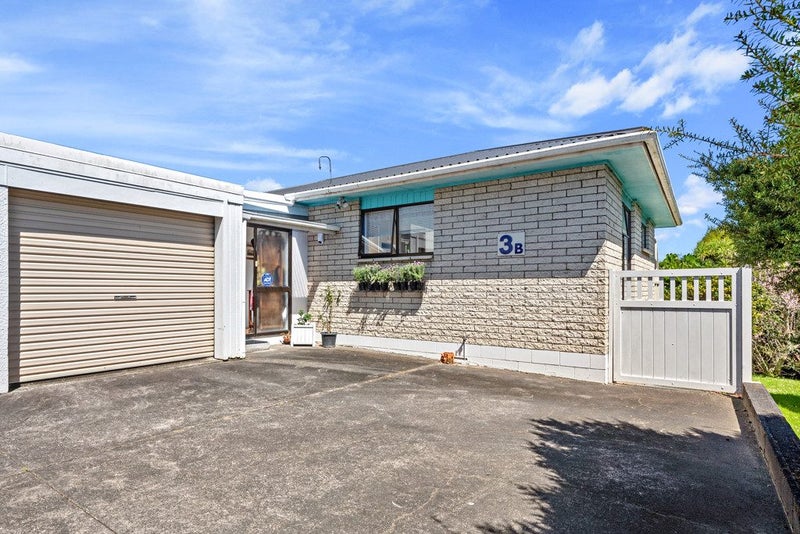 2/3 Kowhai Street, Helensville, Auckland - Carousel 2