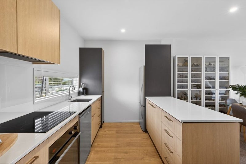 8 Sunshine Lane, New Brighton, Christchurch City, Canterbury - Carousel 2