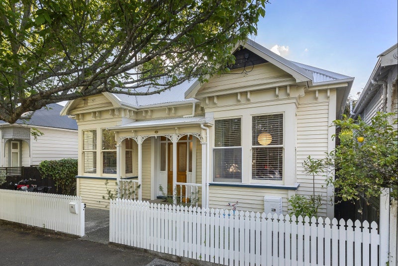 13 Parkfield Terrace, Grafton, Auckland - Carousel 1
