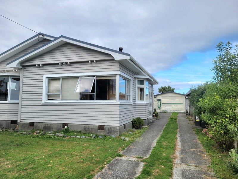 211 Hampden Street, Hokitika - Carousel 1