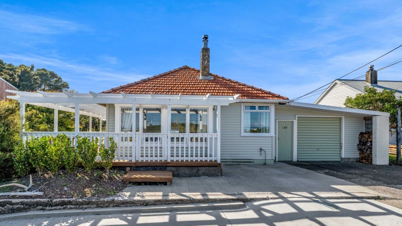 109 Frankley Road, Frankleigh Park, New Plymouth, Taranaki - Carousel 2