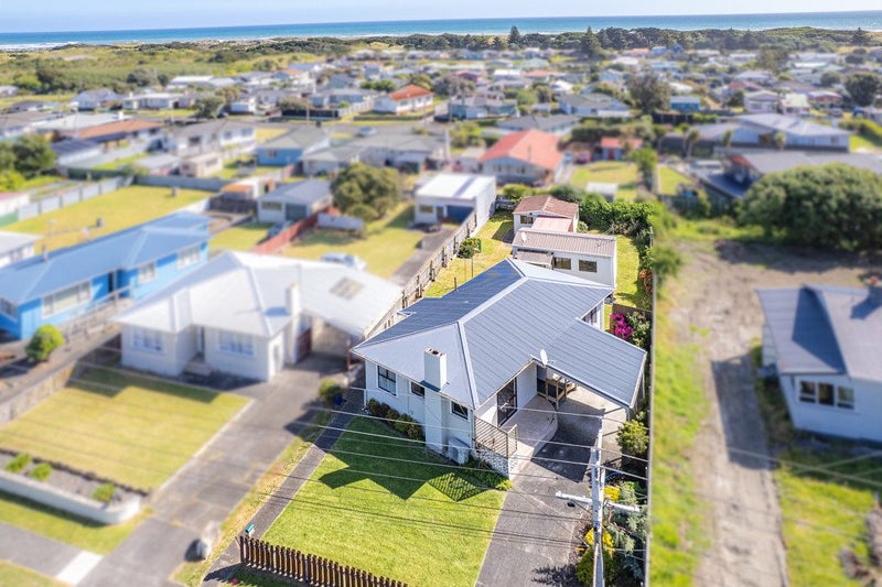 75 Cornfoot Street, Castlecliff, Whanganui - Carousel 1