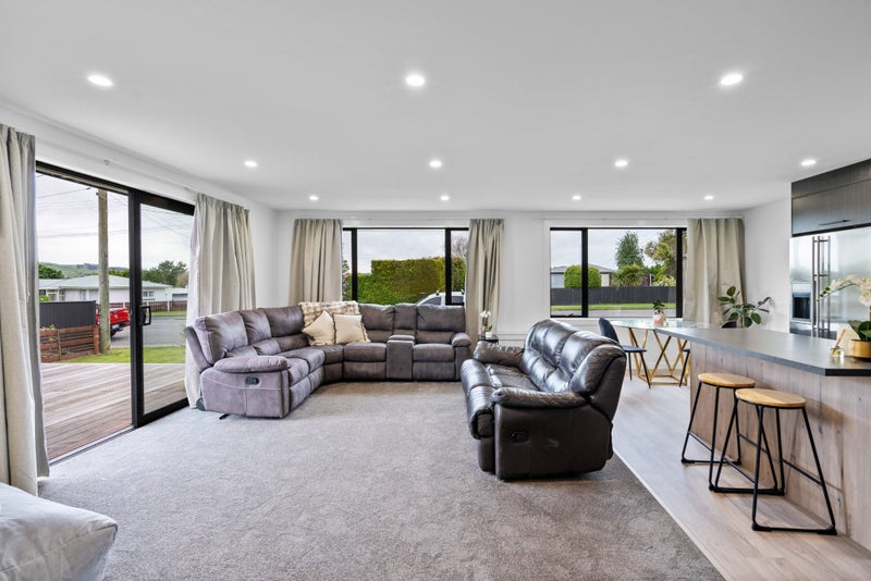 79 Coutts Road, Gore, Gore - Carousel 2