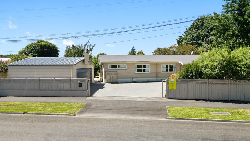 2 Carrington Avenue, Hillcrest, Hamilton - Carousel 2