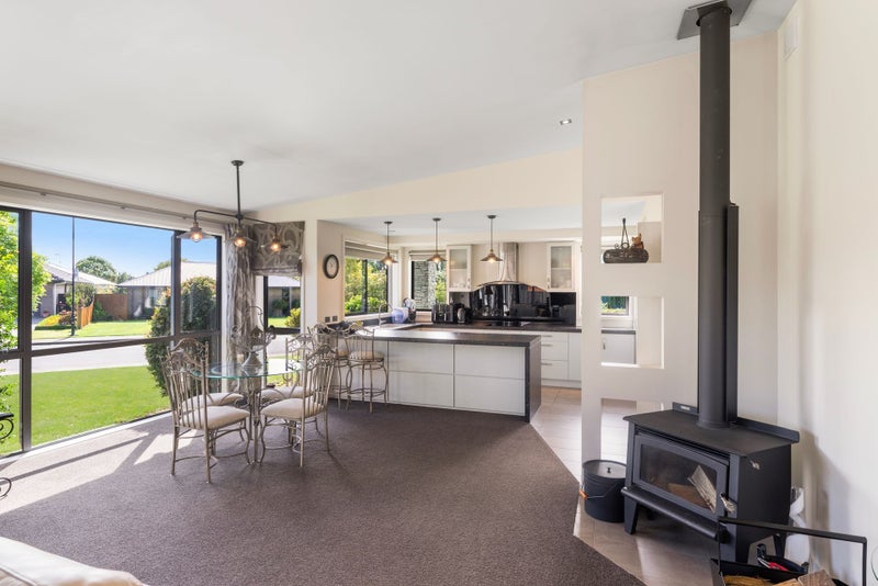 6 Braebrook Drive, Netherby, Ashburton - Carousel 2