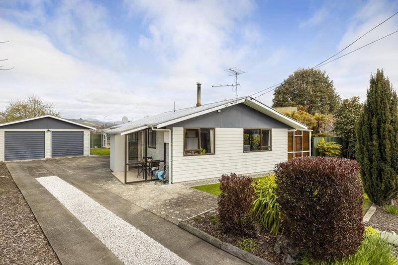 62 Park Terrace, Blenheim - Carousel 1