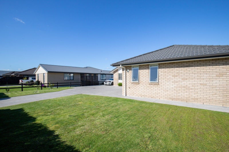 49 Benner Drive, Ngatea, Ngatea - Carousel 26