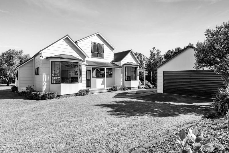38 Victoria Street, Patea - Carousel 1