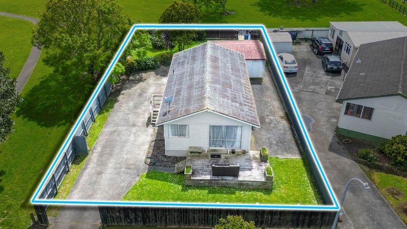 27 Sidey Avenue, Clover Park, Auckland - Carousel 1