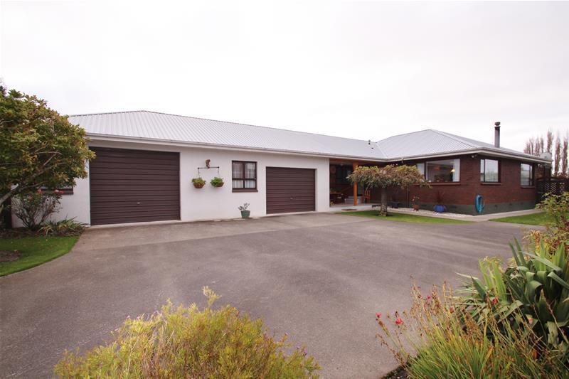 47 Hunter Street, Edendale, Edendale - Carousel 1