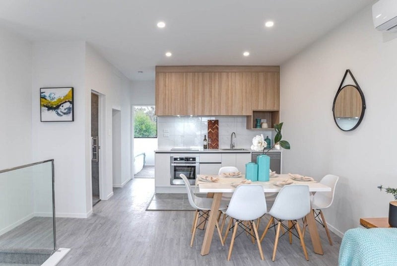 40B Innismara Avenue, Wattle Downs, Auckland - Carousel 2